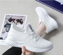 Carregar imagem no visualizador da galeria, Tênis Ortopédico Clara - Caminhe sem dores!
