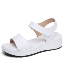 Carregar imagem no visualizador da galeria, Sandália Ortopédica Isabelle
