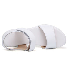 Carregar imagem no visualizador da galeria, Sandália Ortopédica Isabelle
