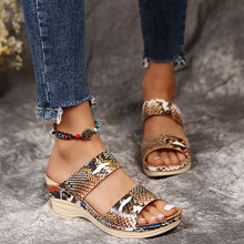 Carregar imagem no visualizador da galeria, Sandália Ortopédica Perla - Acabe com as Dores nos Pés com Estilo!
